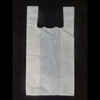  White HDPE Vest Style Carriers - Normal Thickness